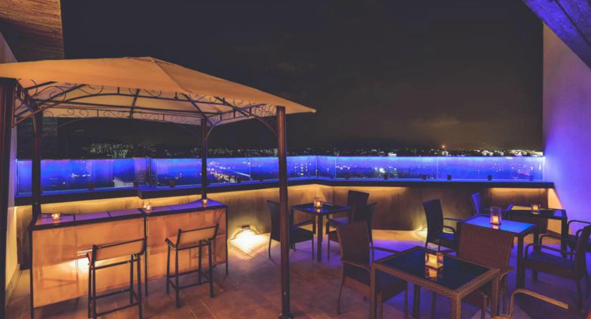T24 Residency Mumbai International Airport Hotel Exterior photo